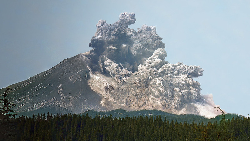 Violent eruption of Mount St. Helens, May 18, 1980